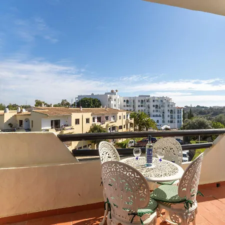 Διαμέρισμα Lovely One Bedroom In