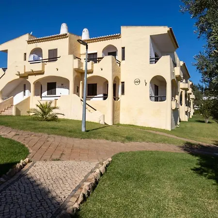 Apartment Lovely One Bedroom In *